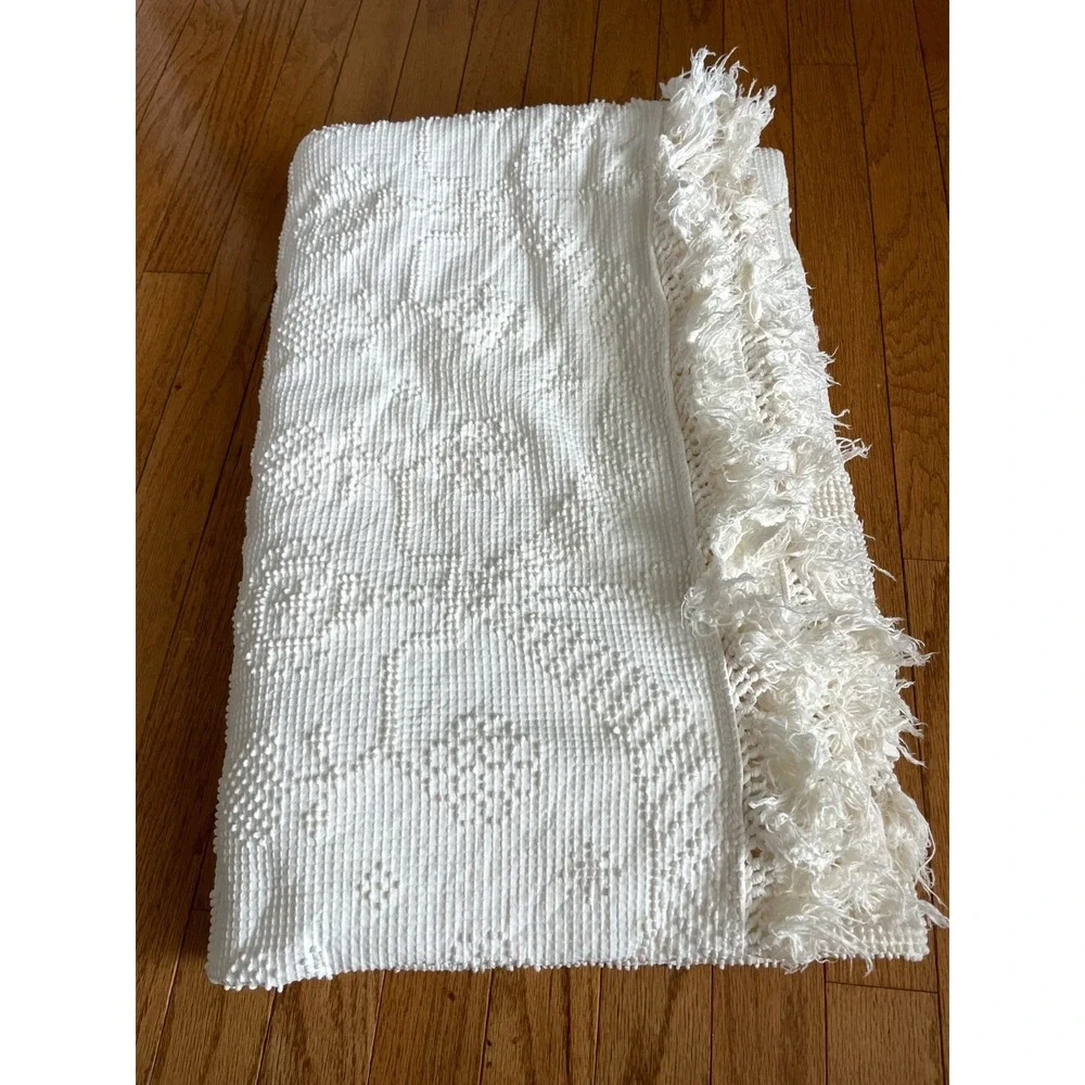 Vtg Bates George Washington's Choice Fringed Bedspread Hobnail 110